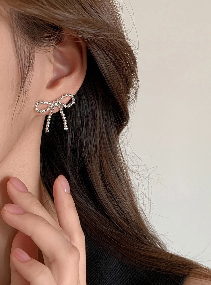 [HAESOOL] 韓国アクセ☆925silver☆JE866 Earrings Silver Bowknot Beaded Earrings | Jisoo - BlackPink - Fashion