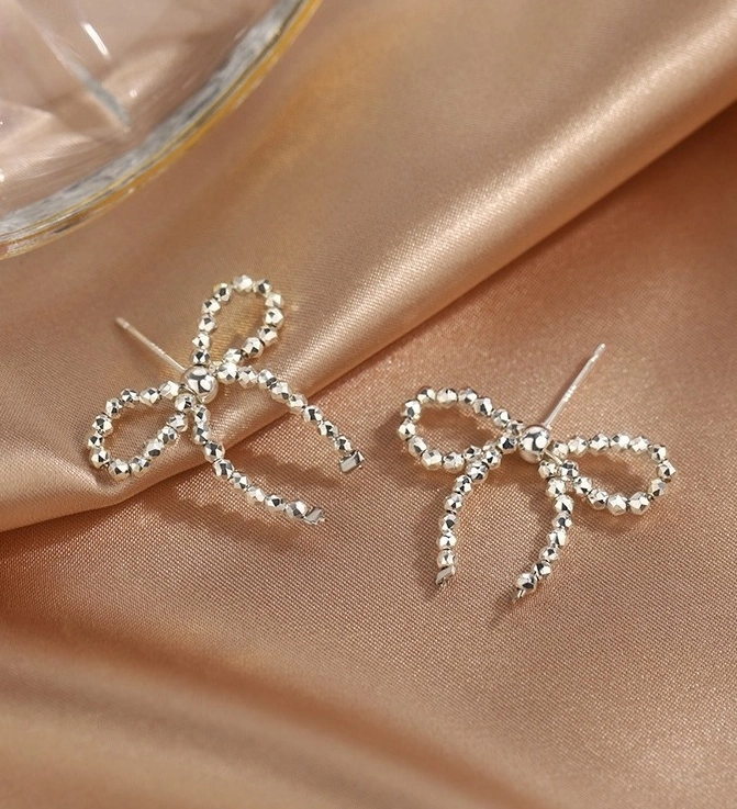 Silver Bowknot Beaded Earrings | Jisoo - BlackPink - Fashion