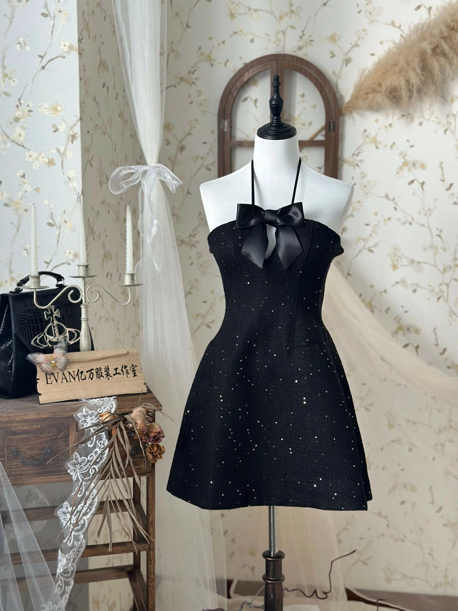 Black Sequin Embellished Halter Dress | Jisoo - BlackPink