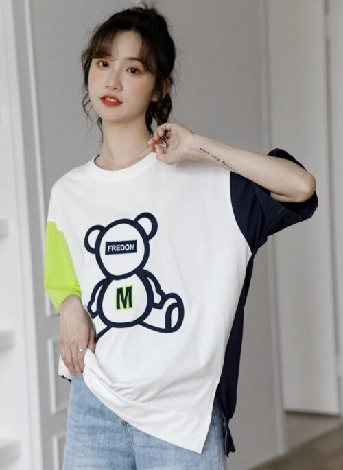 White Half-Buttoned Long Sleeves T-Shirt | Chaeryeong - ITZY