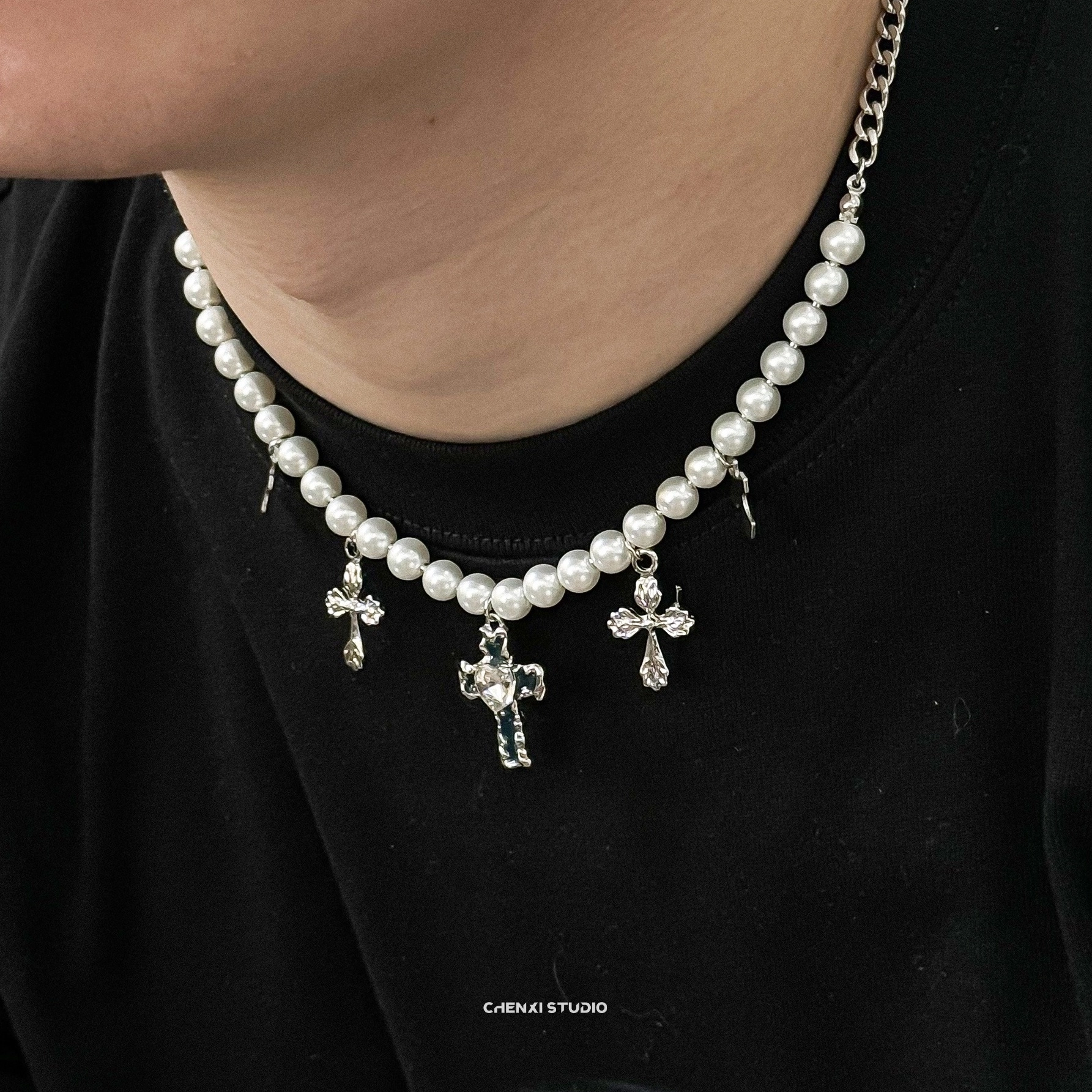 Silver Cross Pendants Pearl Necklace | Chung Ha - Fashion Chingu