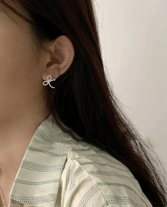 [HAESOOL] TWICEジヒョ着用☆925Silver☆YUE4486 Earrings HAESOO.L
