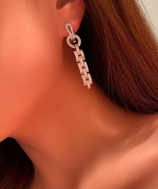 Silver Square Chain Crystal Tassel Earrings | Jisoo