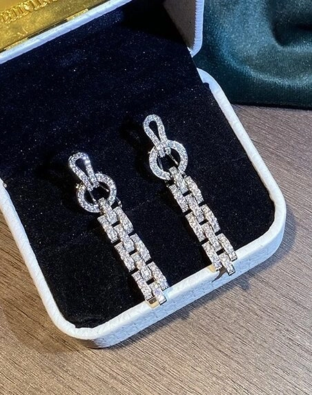 Silver Square Chain Crystal Tassel Earrings | Jisoo