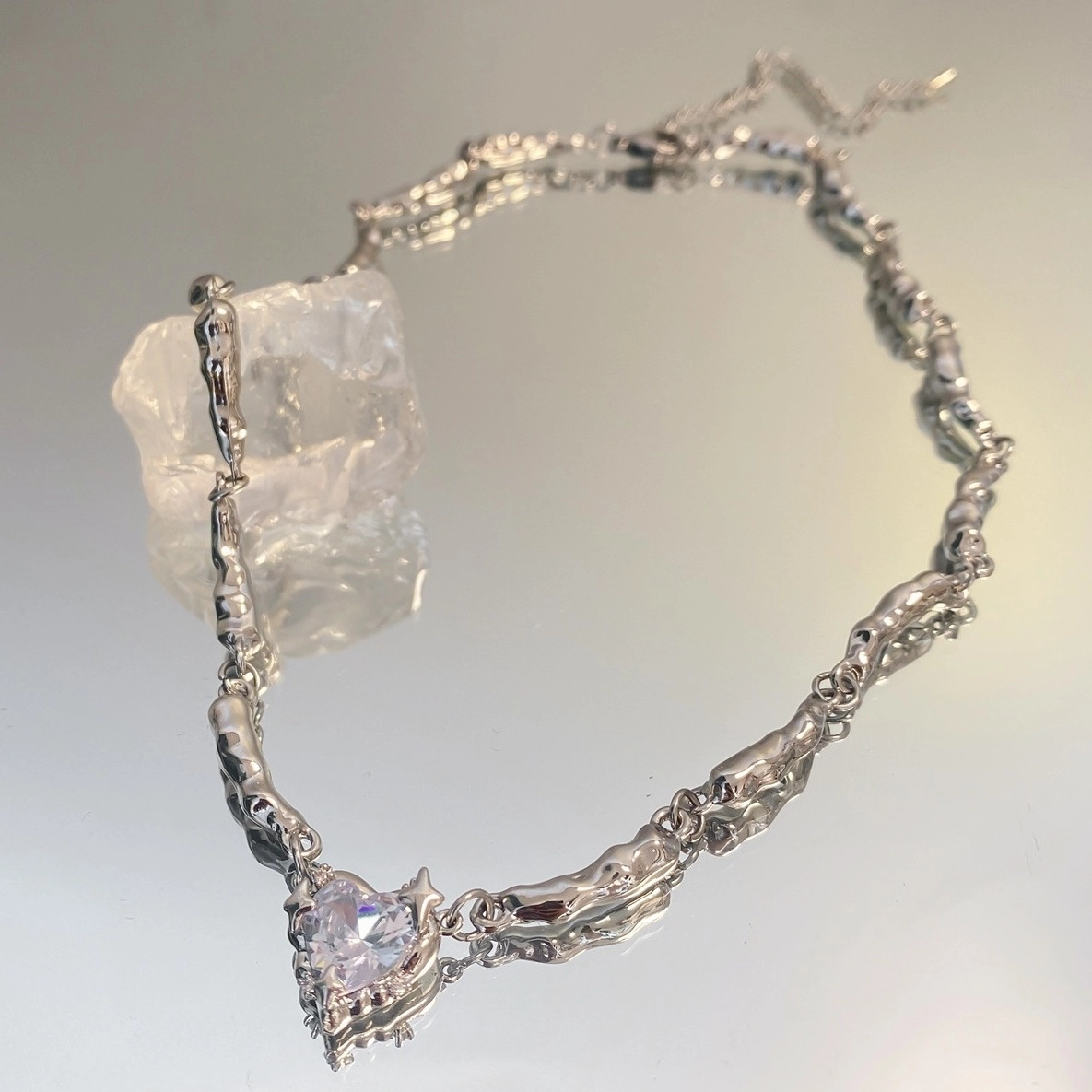 [LLOYD] 韓国☆Silver☆Volume Heart Twisted Silver Necklace Twisted Silver Double Heart Necklace Jewelry 20