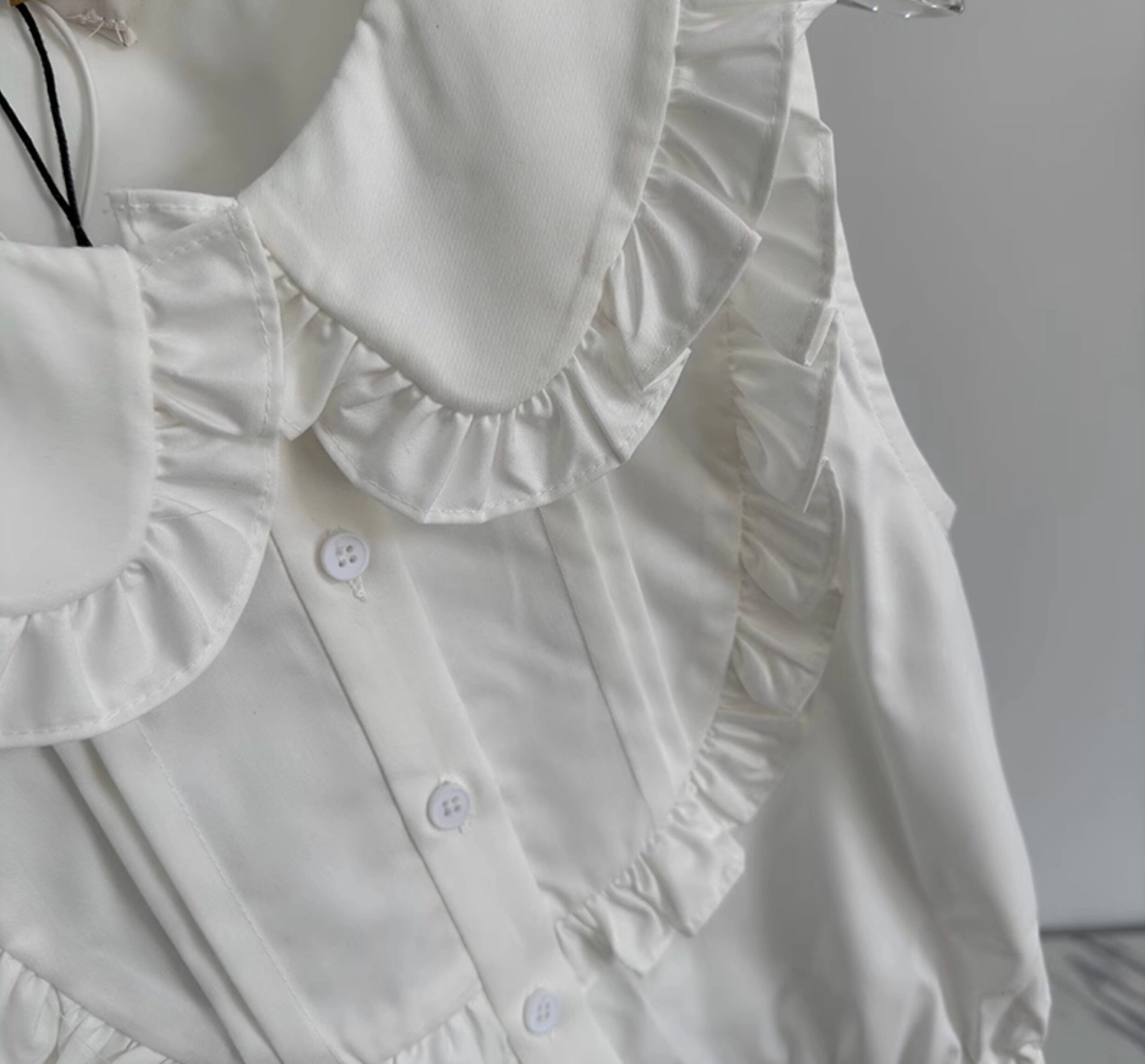 トップス RIKO Whipped frill cutsew RIKO Whipped frill cutsew レディース