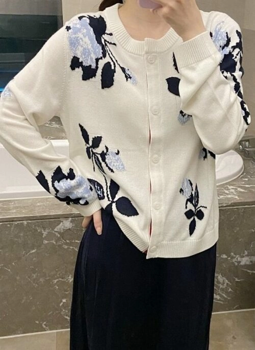 White Floral Details Cardigan | Lisa - BlackPink