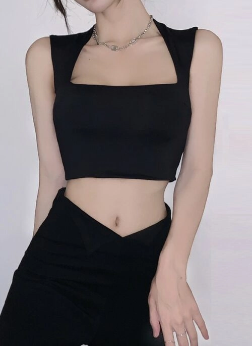 Black Square Neck Crop Top | Eunchae – Le Sserafim
