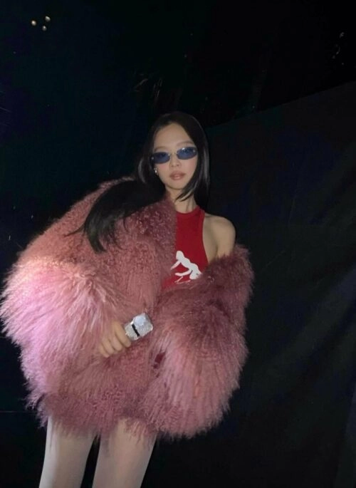 Pink Faux Fur Jacket | Jennie – BlackPink