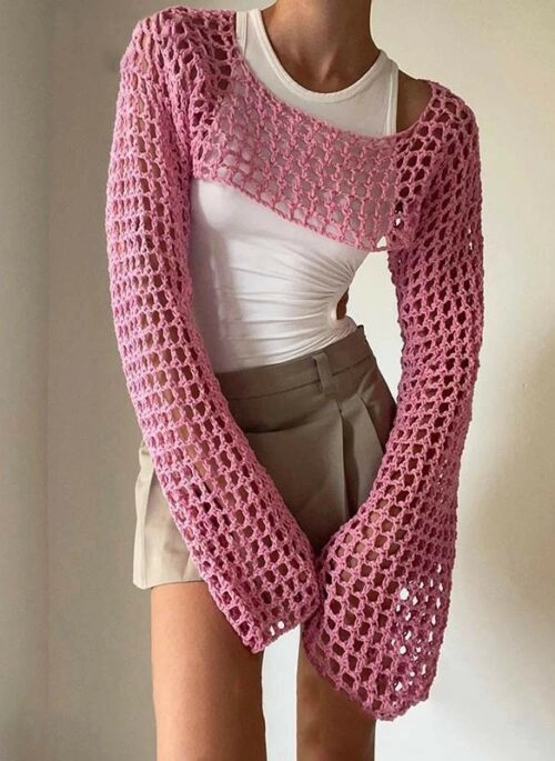 LE SSERAFIM SAKURA 着用 Jacquemus ロングスリーブ LE SSERAFIM(ルセラフィム)」SAKURA(サクラ) が着こなす新作