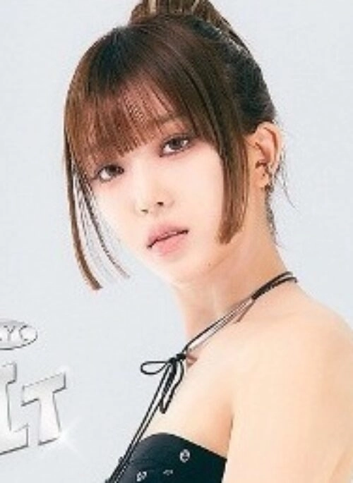 STAYC Japan 3rd Single Album – LIT | Random version