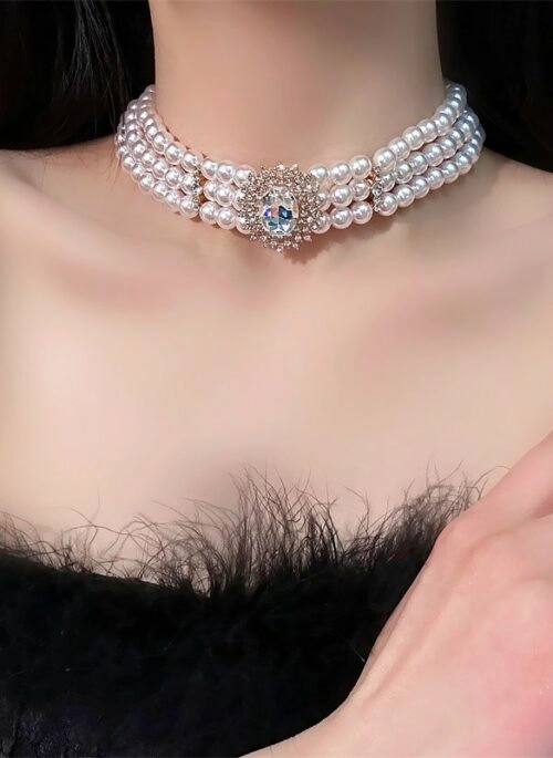 White Layered Pearl Rhinestone Choker | Solar – Mamamoo