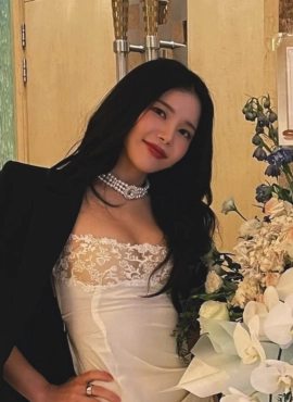 White Layered Pearl Rhinestone Choker | Solar – Mamamoo