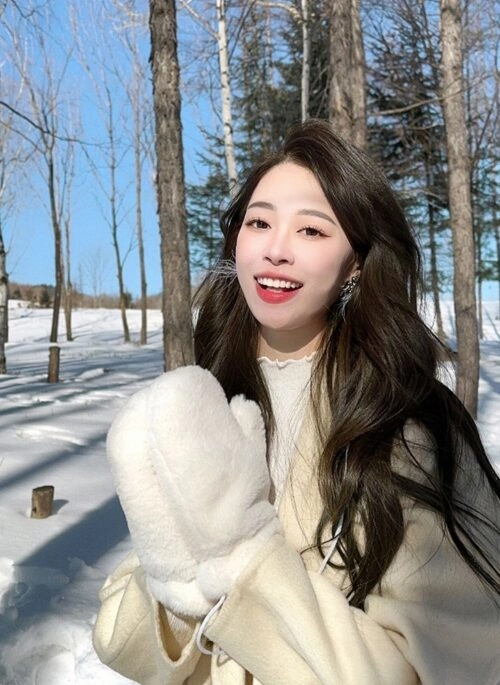 White Plush Winter Mittens | Solar – Mamamoo