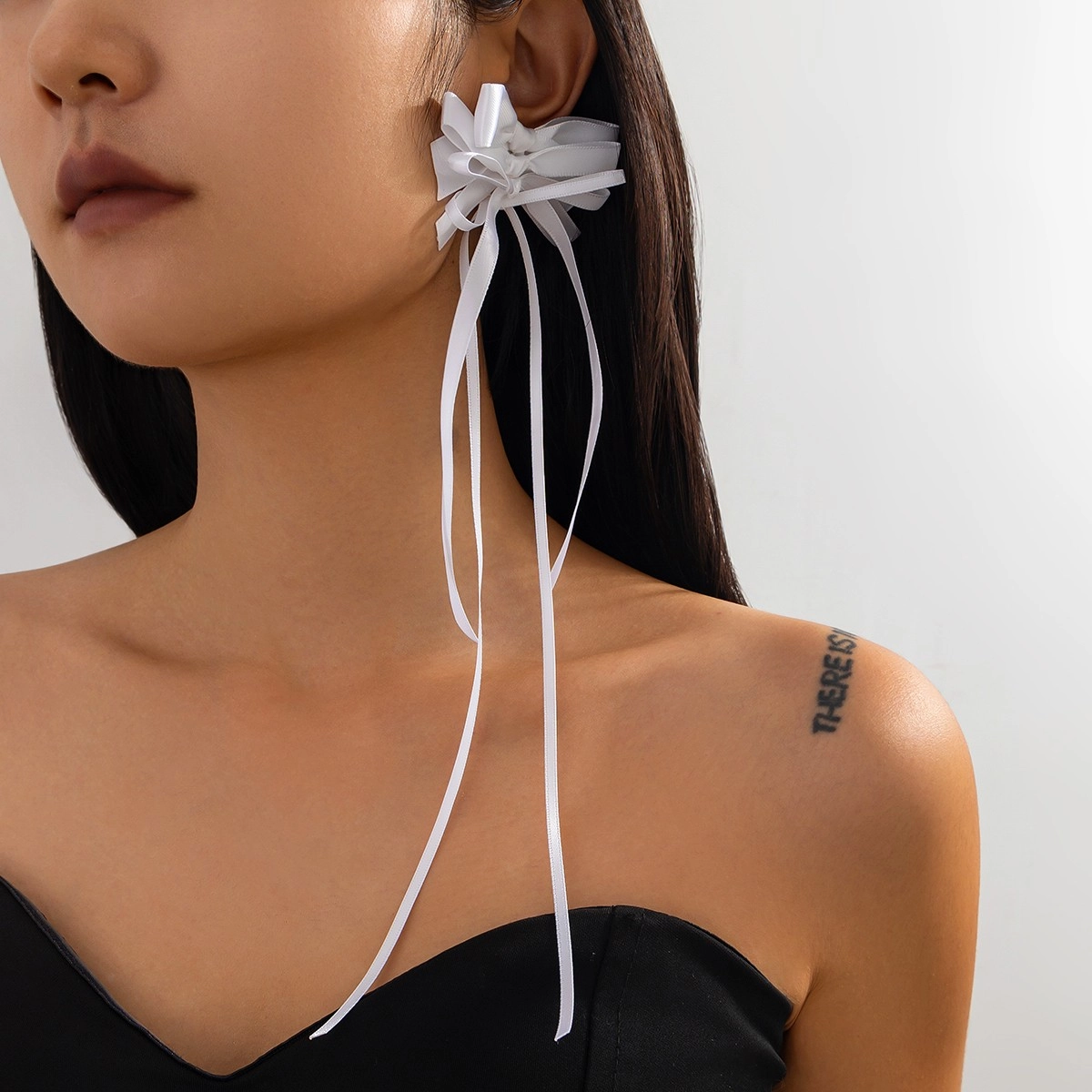 Chinese Drama The Girl Tassel Earring High-End Custom Fine Jewelry - Main Image