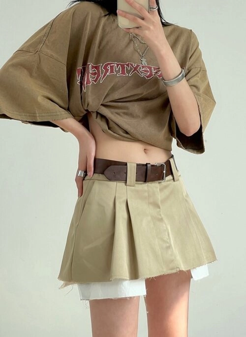 Black And Silver Striped Mini Skirt | Kyujin - NMIXX