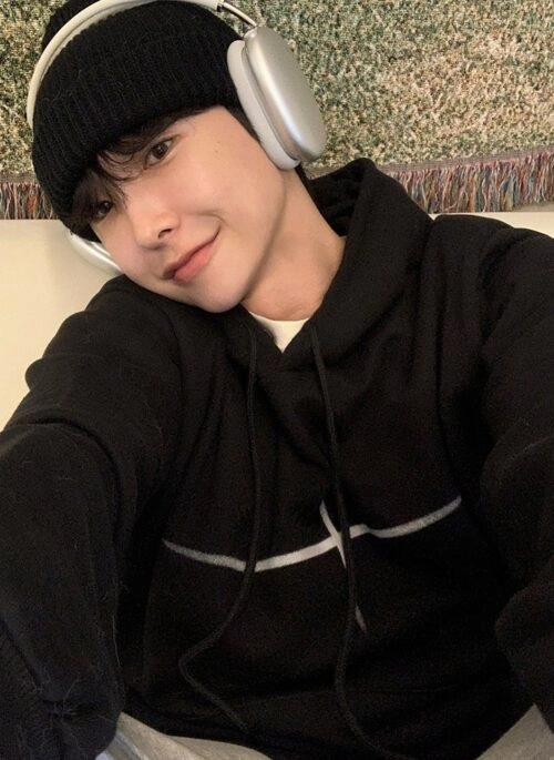 Premium Printed Hoodie Korean Style Pullover