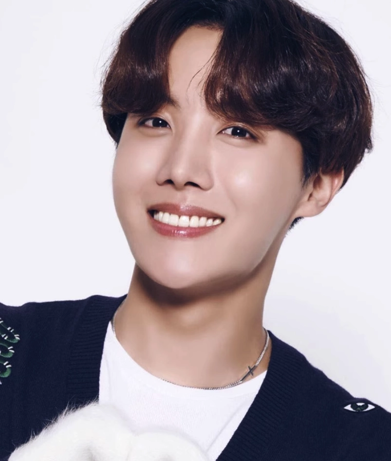 Silver Cross Pendant Minimalist Necklace | J-Hope - BTS