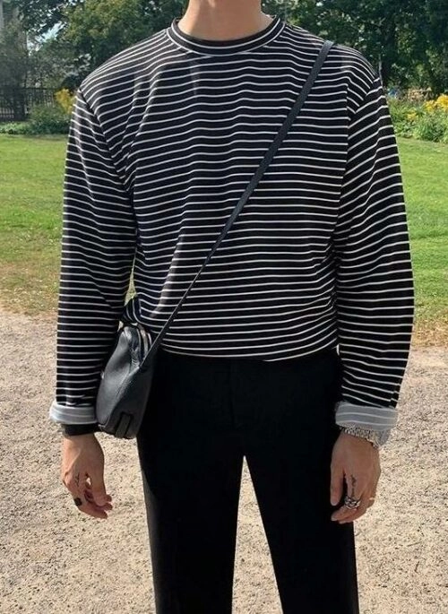 Black Striped Sleeve Sweatshirt | Moonbin - Astro - Fashion