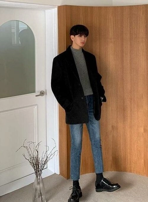 Trendy Slim Fit Distressed Denim Pants