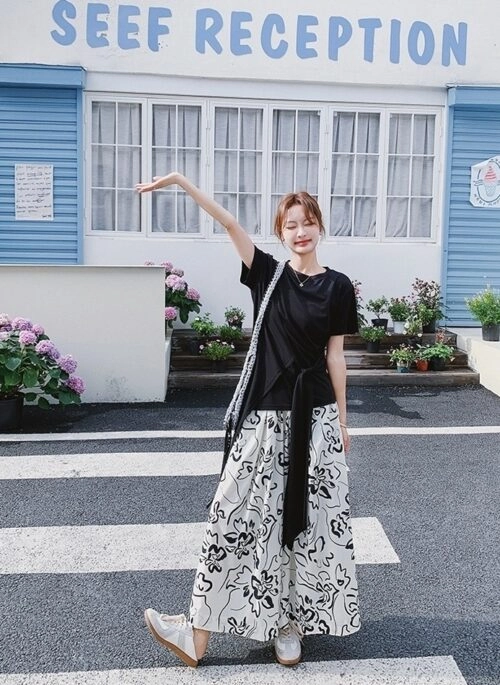 Black Irregular Print Skirt Pants Two Piece Set