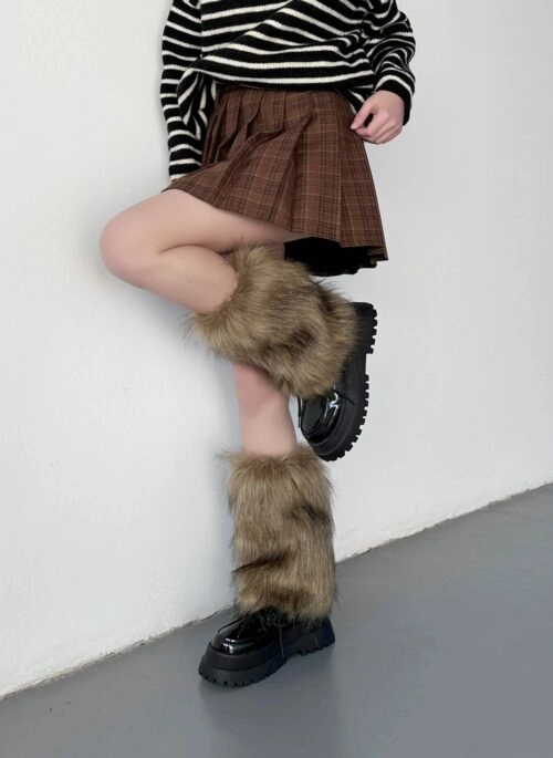 Brown Fur Leg Warmers | Natty – Kiss Of Life