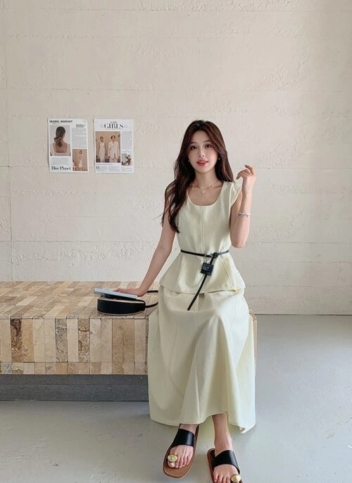 Elegant French Style Sleeveless Skirt Set