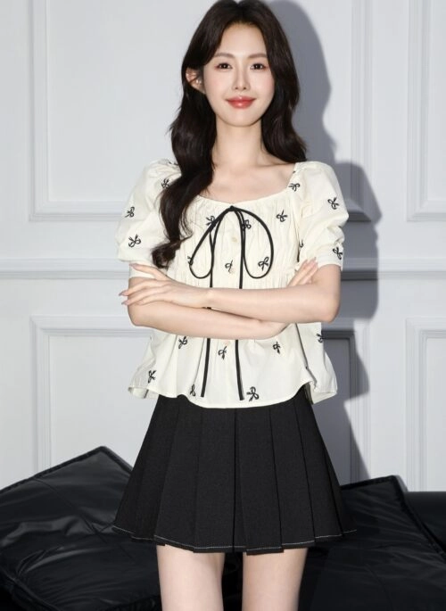 French Style Puff Sleeve Short Sleeve Blouse