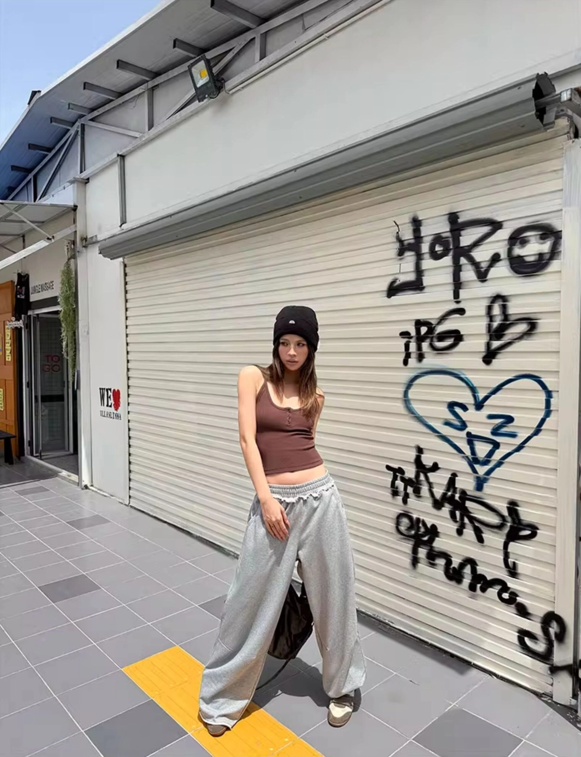 ★BLACKPINK ジェニー着用★ERA UNISEX ERA HEAVY SWEATPANTS Like jennie🩵 Jennie in ERA heavy sweatpants🧚🏻