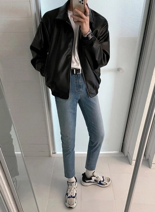 Light Wash Slim Straight Jeans