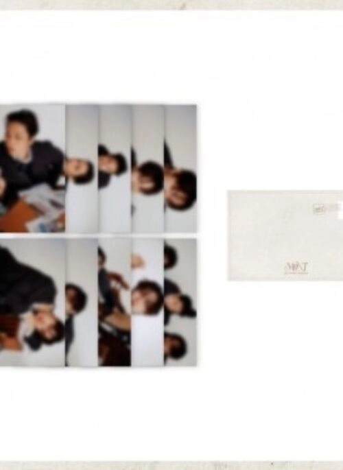M.O.N.T “2025 Season’s Greetings” Postcard Set