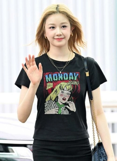 White Striped Color Block Faux Two-Piece T-Shirt - Fashion