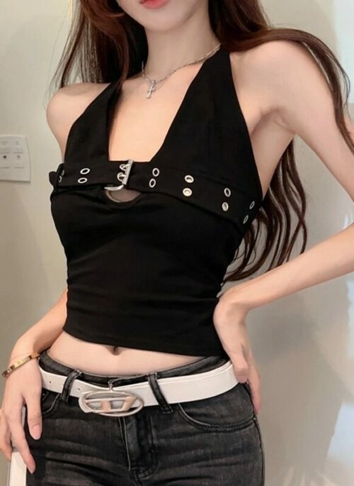 Black Buckled Halter Top | SuA – Dreamcatcher