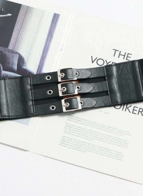 Black Triple Buckle Wide Faux Leather Belt | Chaewon – Le Sserafim