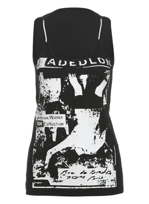 Black Urban Graphic Fitted Top | Eunchae – Le Sserafim