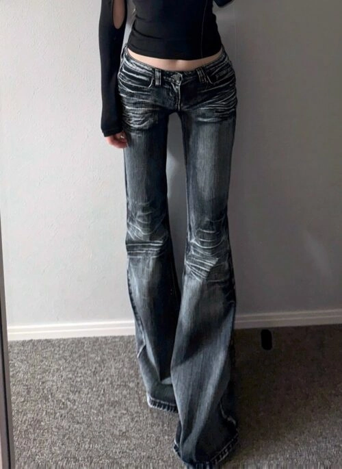Black Wrinkled Wash Flared Jeans | Yuna – ITZY