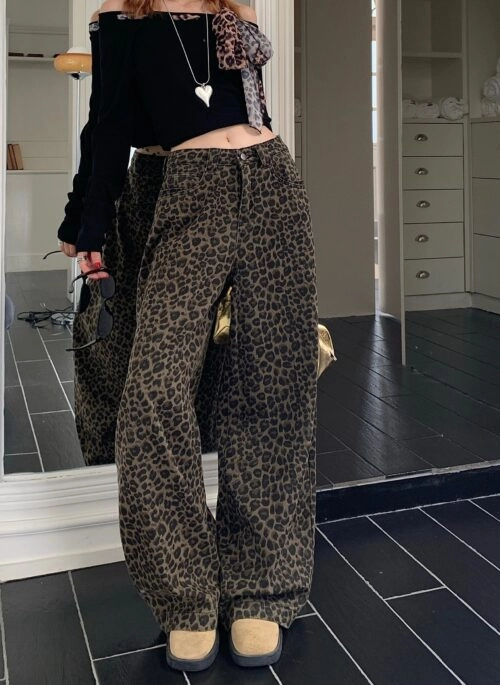 Brown Leopard Wide Leg Jeans | Yuna – ITZY