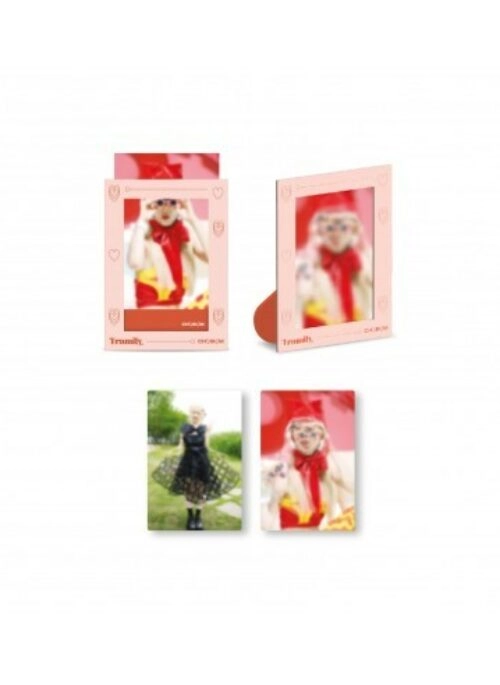CHOBOM “FRAMILY” Merch – Lenticular Photo & Frame Set