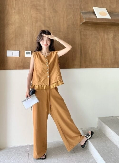 Elegant Lace Trim Vest And Wide Leg Pants Set