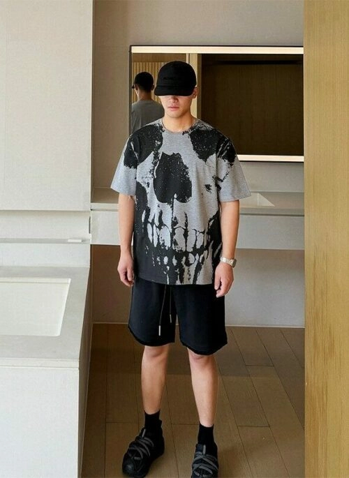Grey Abstract Skull Graphic T-Shirt | Mingi – ATEEZ