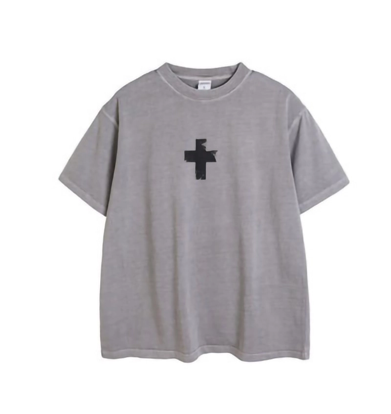 Grey Cross Print T-Shirt | Sunghoon - Enhypen - Fashion Chingu