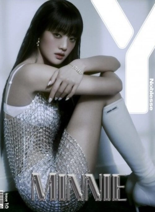MINNIE – Y Magazine Magazine Vol. 10 Cover Type A