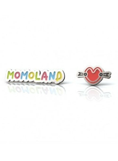 MOMOLAND Merch – Badge Set
