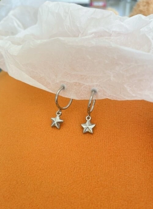 Silver Mini Star Charm Hoop Earrings | Hyunjin – Stray Kids