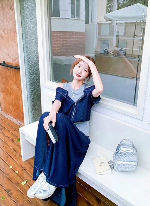 Trendy Off Shoulder Denim Skirt Set