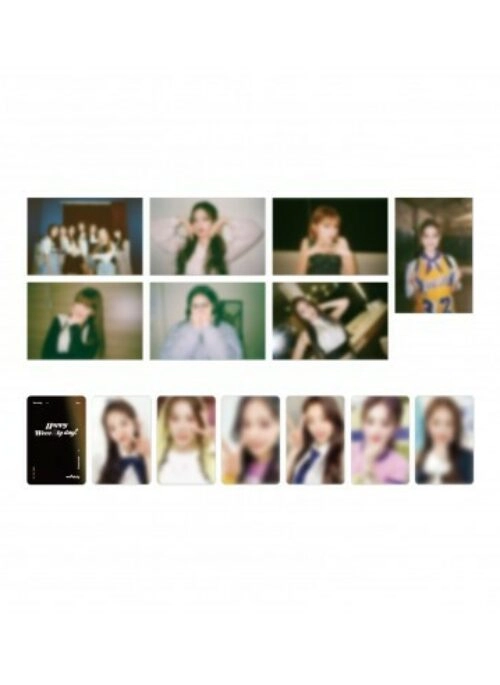 Weeekly “2022 Happy Weee2ly Day” Merch – Photo & Photocard Set