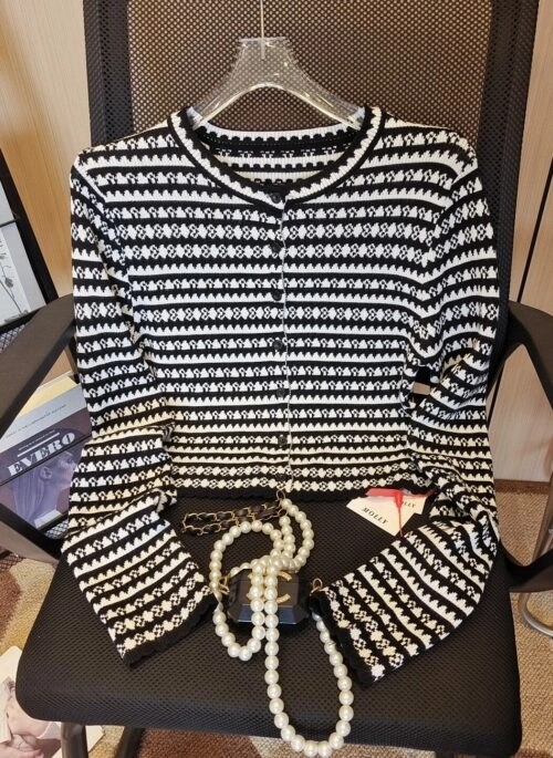 Black And White Jacquard Cardigan | Lisa – BlackPink