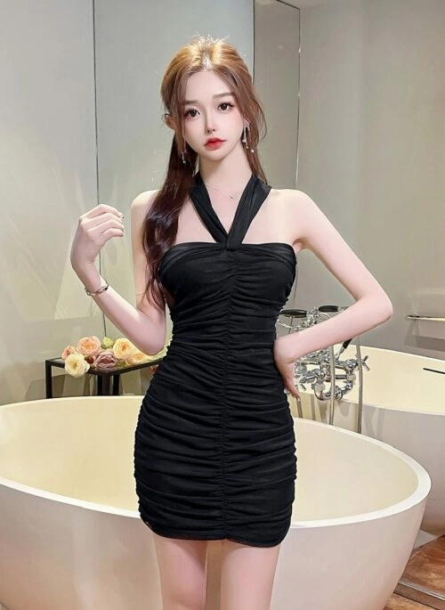 Black Ruched Halter Bodycon Dress | Rose - BlackPink