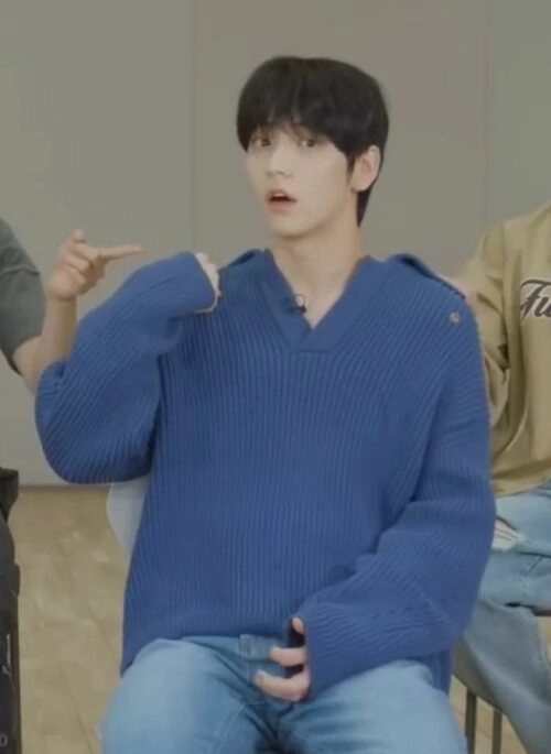 Blue Oversized Waffle-Knit Hoodie | Soobin – TXT