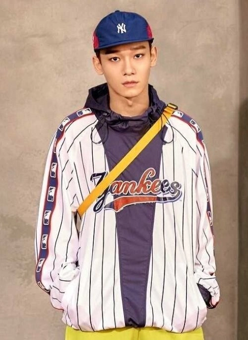 EXO x MLB New Crew – Scotch Around Snapback Navy